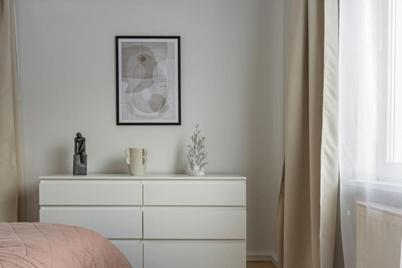 Budget Comfort On Trendy Soedermalm, Construction Work Lejlighed Stockholm